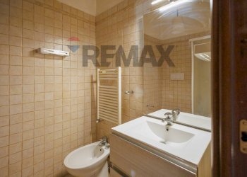 Bagno - Terraced Villa Strada Statale 16 Complanare Ovest
 
46, Bari - photo 14