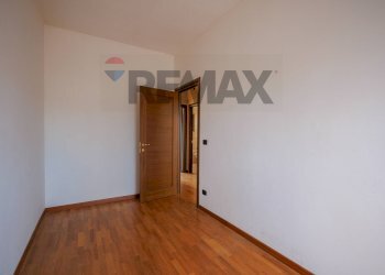 Stanza vuota - Terraced Villa Strada Statale 16 Complanare Ovest
 
46, Bari - photo 24