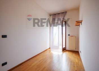 Stanza vuota - Terraced Villa Strada Statale 16 Complanare Ovest
 
46, Bari - photo 25