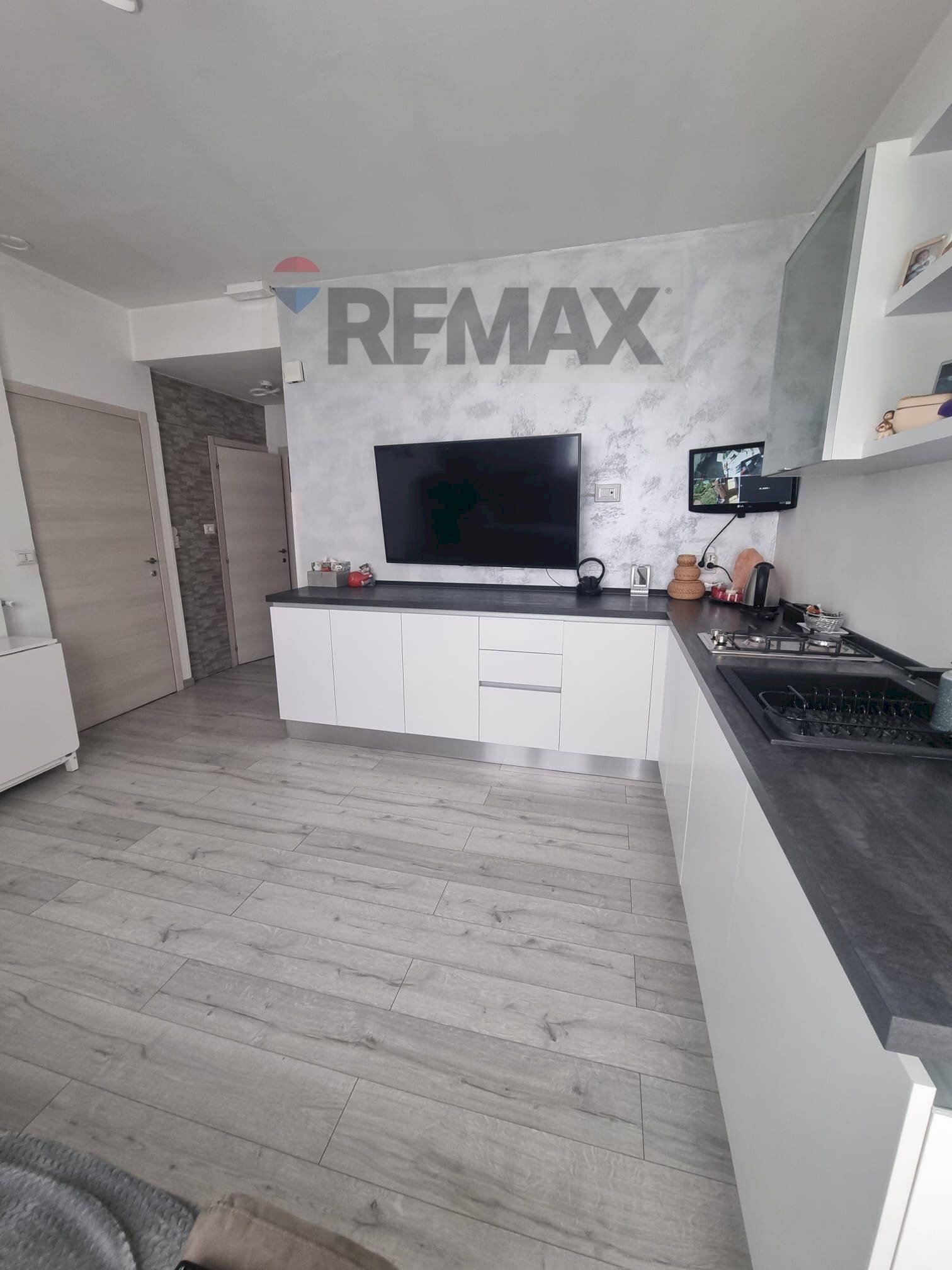 Cucina - Semi-detached house via Della Chiesa
17, Luino - photo 3