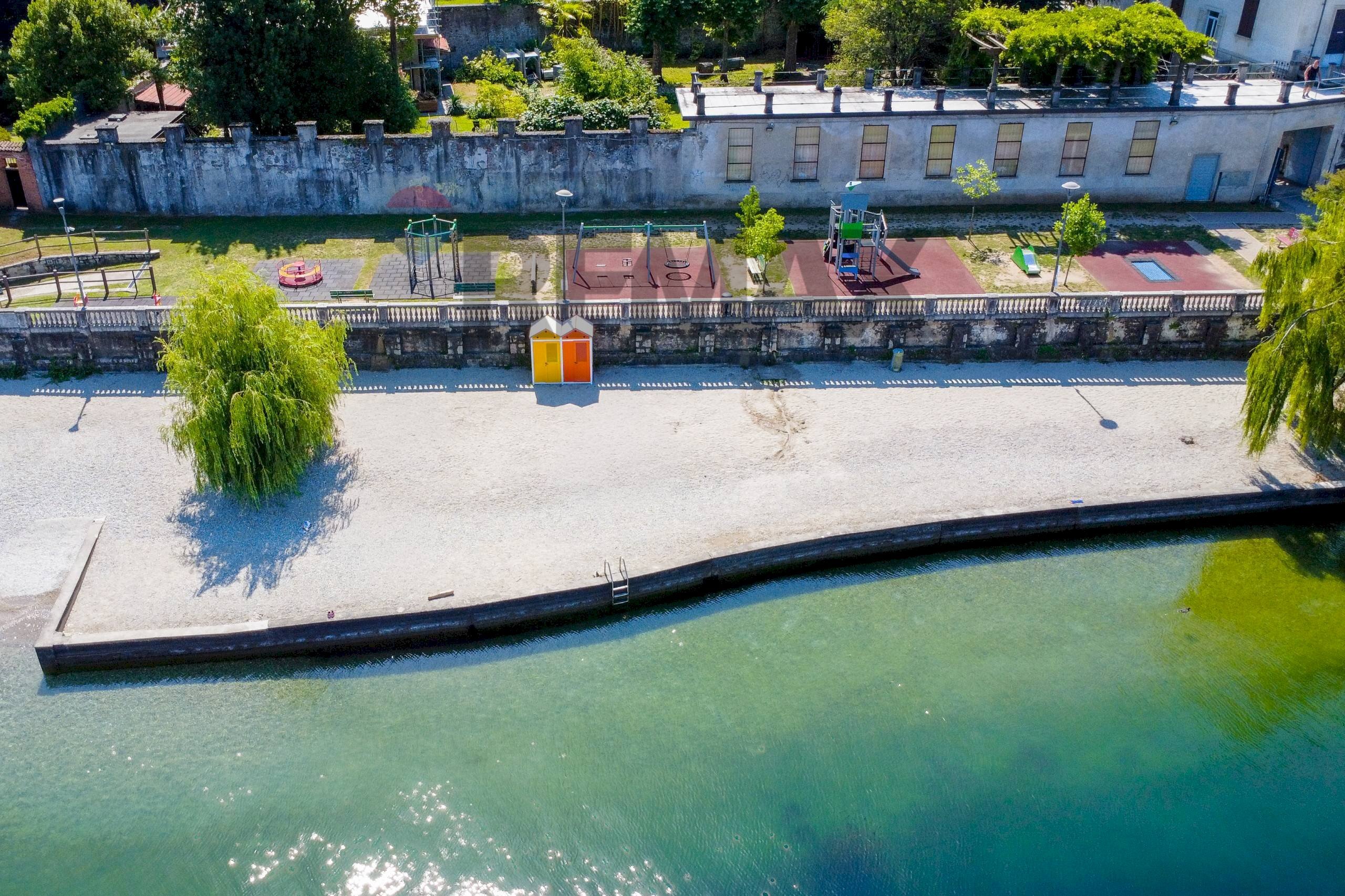 Edificio all\'aperto - Bilocale Via Giorgio Borgato
 
1, Porto Valtravaglia - foto 2