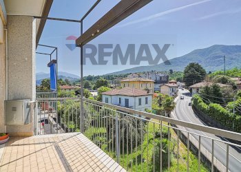 Balcone - Bilocale Via Giorgio Borgato
 
1, Porto Valtravaglia - foto 9