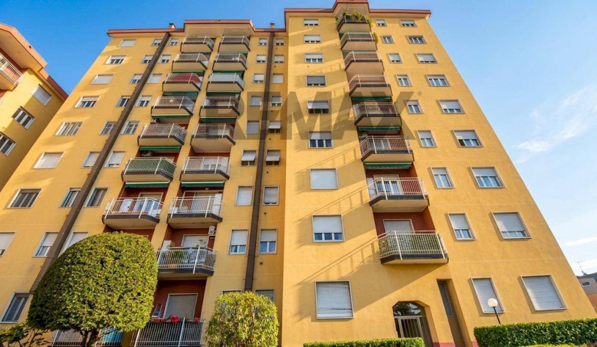 Edificio all\'aperto - Three-room apartment F. BARACCA
 
9, Muggiò - photo 1