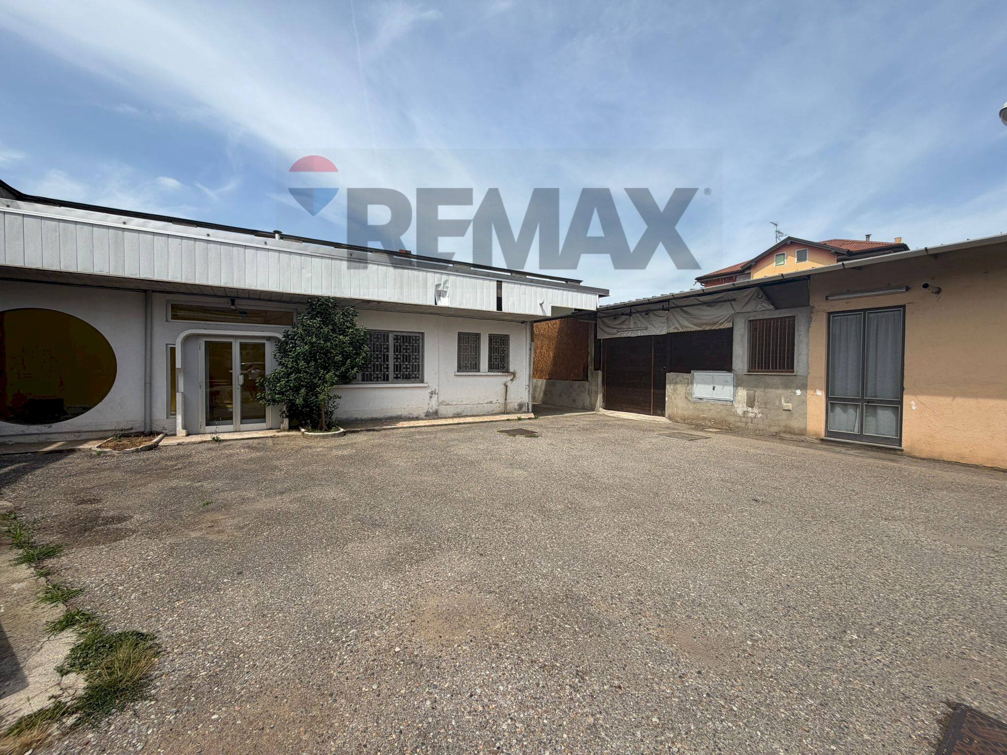 Casa all\'aperto - Capannone via Garibaldi
45, Carnago - foto 3