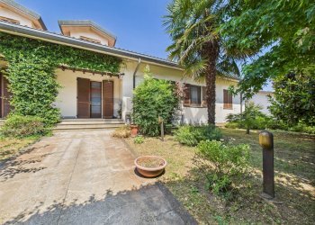 Casa all\'aperto - Villa Strada Campagnate
 
46, San Genesio ed Uniti - foto 1