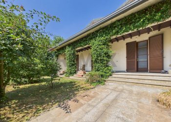 Casa all\'aperto - Villa Strada Campagnate
 
46, San Genesio ed Uniti - foto 2