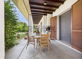 Portico - Villa Strada Campagnate
 
46, San Genesio ed Uniti - foto 4