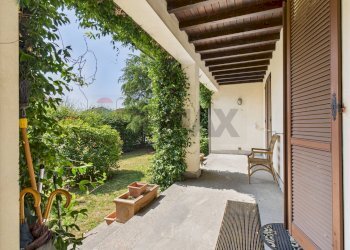 Portico - Villa Strada Campagnate
 
46, San Genesio ed Uniti - foto 25