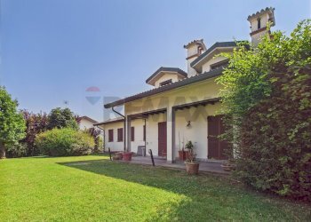Giardino - Villa Strada Campagnate
 
46, San Genesio ed Uniti - foto 28