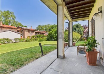 Portico - Villa Strada Campagnate
 
46, San Genesio ed Uniti - foto 32