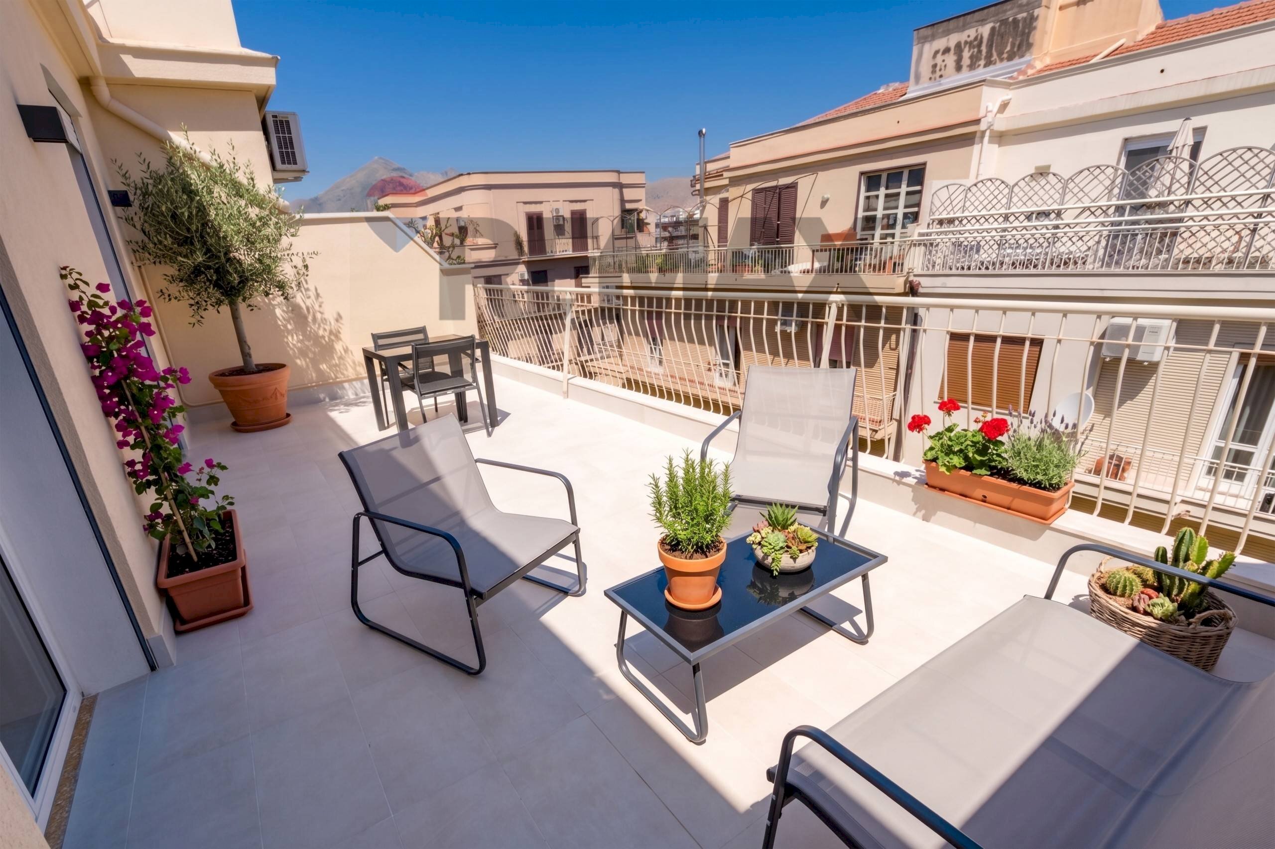 Terrazza - Two-room apartment Via Costantino Nigra
 
30, Palermo - photo 1