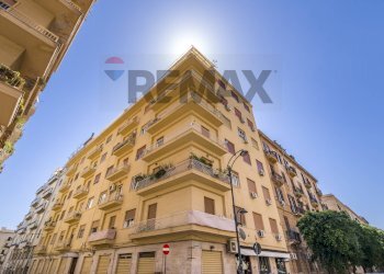 Edificio all\'aperto - Two-room apartment Via Costantino Nigra
 
30, Palermo - photo 2