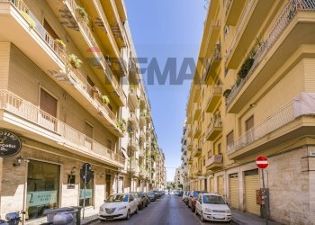 Edificio all\'aperto - Two-room apartment Via Costantino Nigra
 
30, Palermo - photo 3