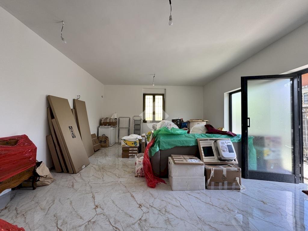 Two-room apartment Via Al Taro, Fontevivo - photo 2