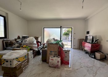 Two-room apartment Via Al Taro, Fontevivo - photo 27