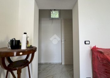 Two-room apartment Via Al Taro, Fontevivo - photo 28