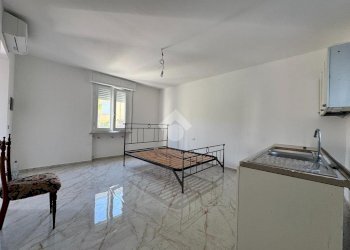 One-room apartment Via Al Taro, Fontevivo - photo 6