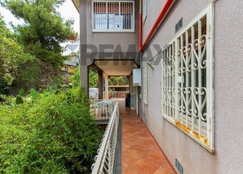 Balcone - Apartment Via Livorno
 
149, Aci Castello - photo 10