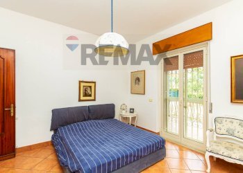 Camera / camera da letto - Apartment Via Livorno
 
149, Aci Castello - photo 31