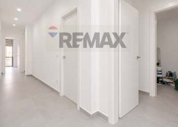 Hall / corridoio - Four-room apartment Via Silva
 
17, Belpasso - photo 7