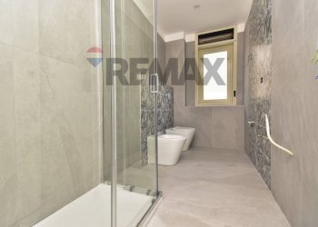 Bagno - Four-room apartment Via Silva
 
17, Belpasso - photo 9