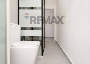 Bagno - Four-room apartment Via Silva
 
17, Belpasso - photo 13