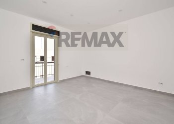 Stanza vuota - Four-room apartment Via Silva
 
17, Belpasso - photo 21