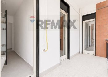 Hall / corridoio - Four-room apartment Via Silva
 
17, Belpasso - photo 33