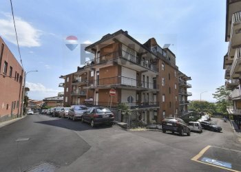 Edificio all\'aperto - Four-room apartment Via Silva
 
17, Belpasso - photo 38