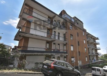 Edificio all\'aperto - Four-room apartment Via Silva
 
17, Belpasso - photo 39