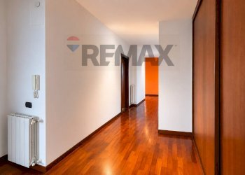 Hall / corridoio - Quadrilocale Via Ravanusa
 
48, Tremestieri Etneo - foto 8