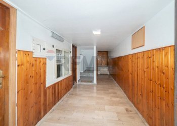 Hall / corridoio - Quadrilocale portella della ginestra
 
63, Misterbianco - foto 3