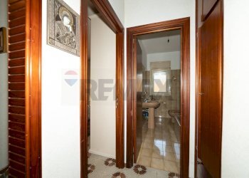 Hall / corridoio - Quadrilocale portella della ginestra
 
63, Misterbianco - foto 12