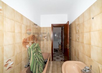 Bagno - Quadrilocale portella della ginestra
 
63, Misterbianco - foto 14