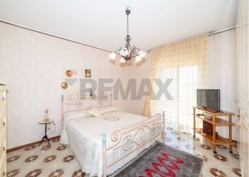Camera / camera da letto - Quadrilocale portella della ginestra
 
63, Misterbianco - foto 15