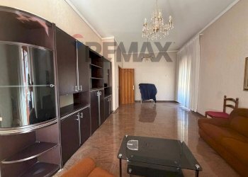 Soggiorno - Quadrilocale via Gramsci
 
102, Biancavilla - foto 1
