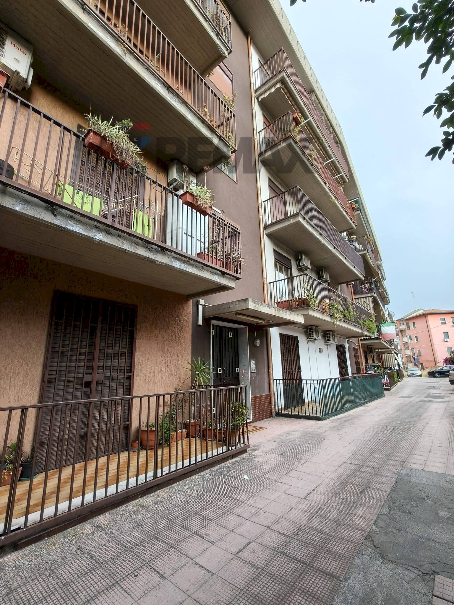 Edificio all\'aperto - Attico Via Antonio Locatelli
 
13, Catania - foto 1
