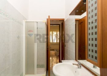Bagno - Quadrilocale Via Salvatore Paola
 
8, Catania - foto 15