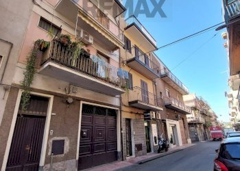 Edificio all\'aperto - Quadrilocale Via Fiume
124, Paterno - foto 4