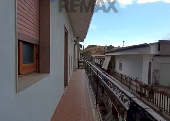 Balcone - Appartamento Via Fratelli Bandiera
 
24, Palagonia - foto 10