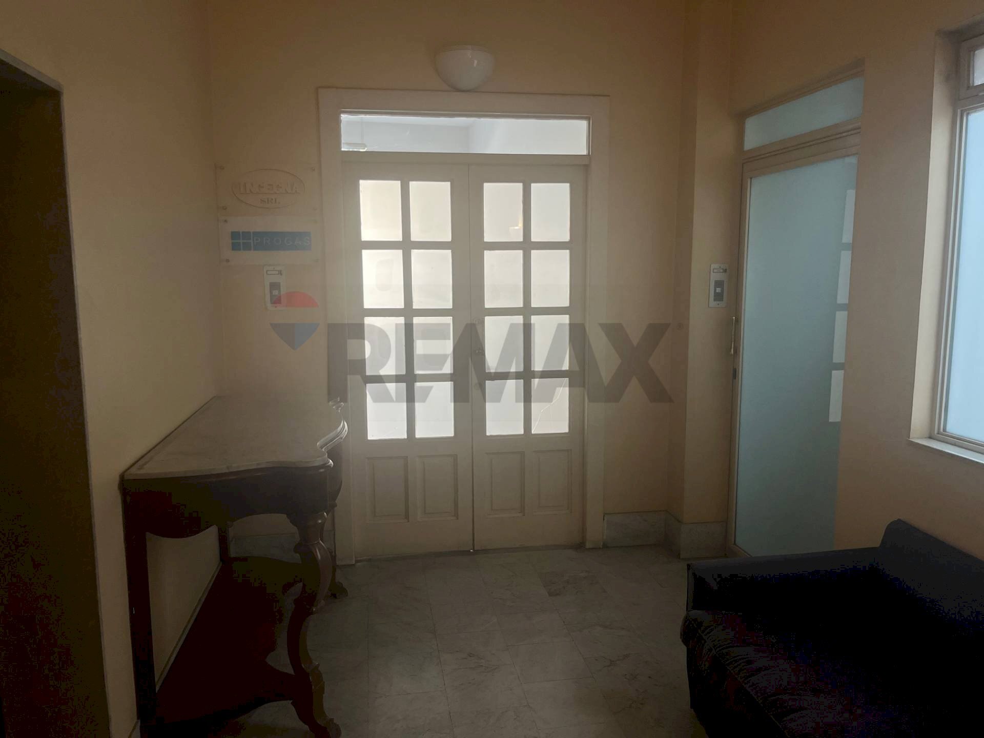 Soggiorno - Ufficio Via Muscatello
 
19, Catania - foto 2