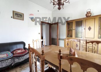 Sala da pranzo - Appartamento VIA CICOGNA
98, Terranuova Bracciolini - foto 2