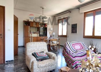 Sala da pranzo - Appartamento VIA CICOGNA
98, Terranuova Bracciolini - foto 10