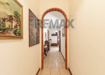 Hall / corridoio - Quadrilocale Via Piave
132, Montevarchi - foto 11