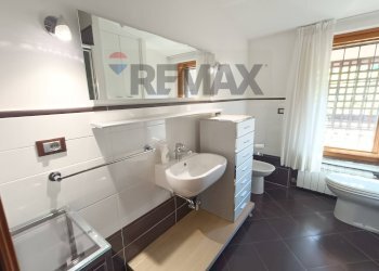 Bagno - Four-room apartment Via Del Tempo Libero
77, Perugia - photo 37