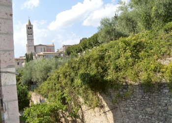 Edificio all\'aperto - Quadrilocale Via Moiano
 
4, Assisi - foto 3