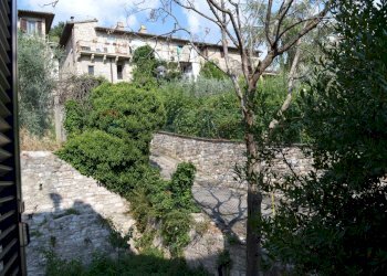 Giardino - Quadrilocale Via Moiano
 
4, Assisi - foto 5