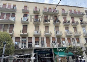 Edificio all\'aperto - Apartment Via Luciano Manara
 
54, Messina - photo 1