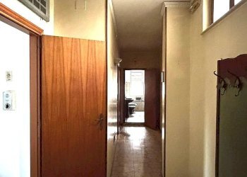 Hall / corridoio - Apartment Via Santissima Annunziata
 
20, Sortino - photo 16