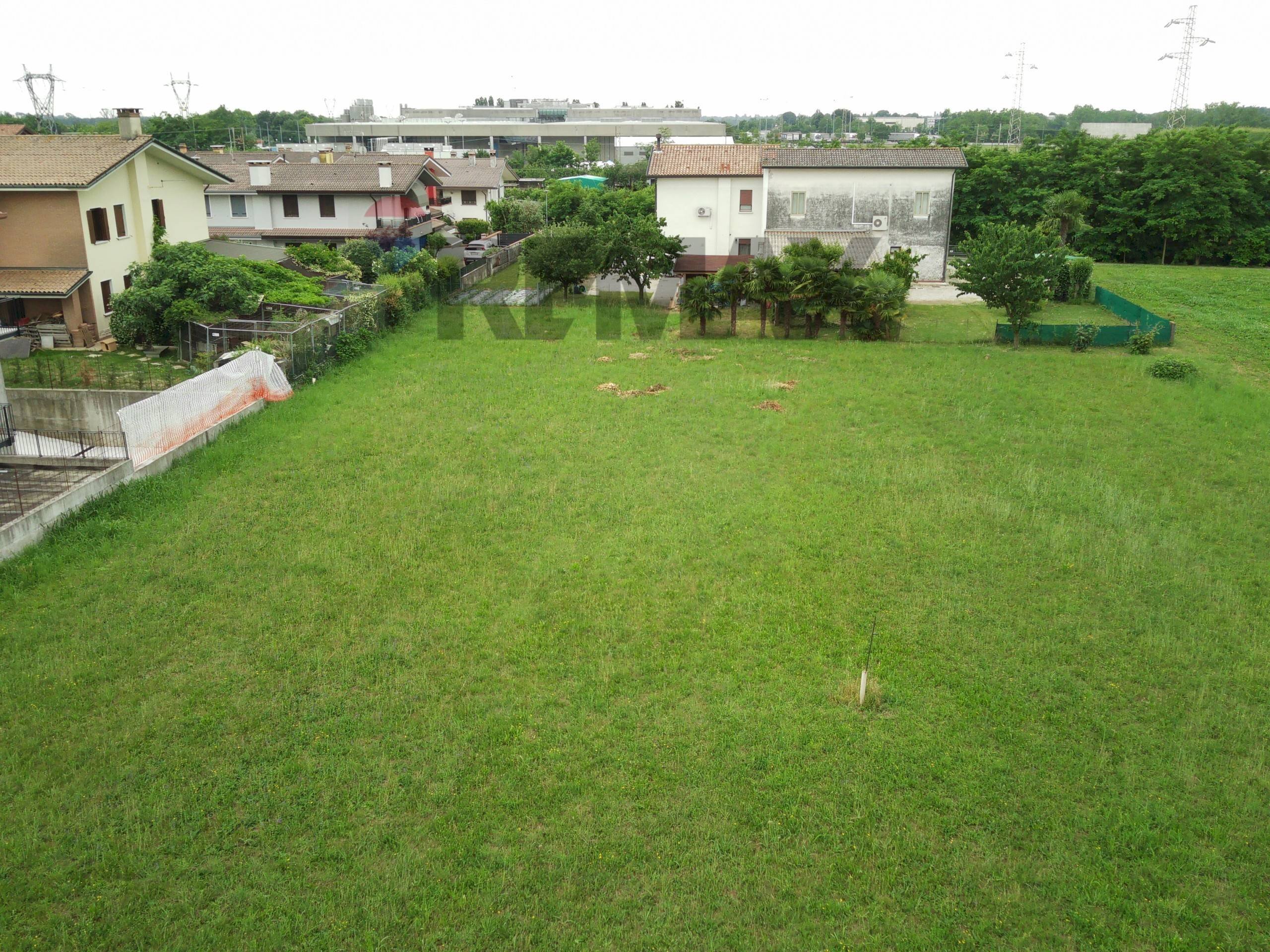 Giardino - Building land Via Grazie Deledda
24, Paese - photo 3